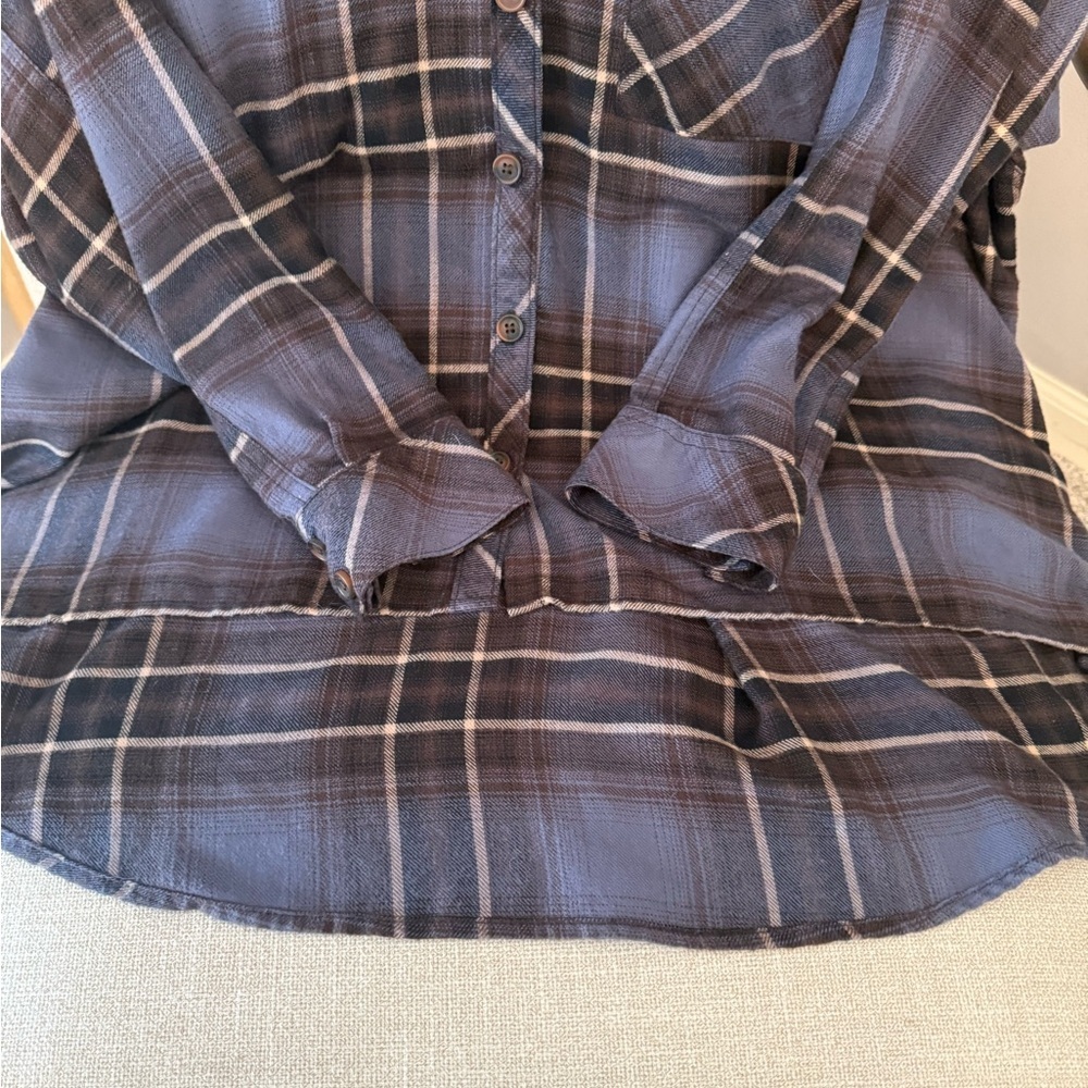 BDG Urban Outfitters Plaid Button-Up Shirt - Picture 4 of 5